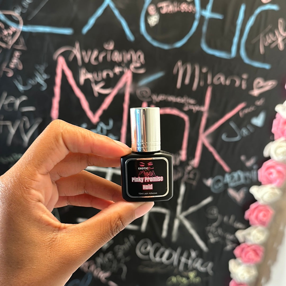 Pinky Promise Hold Lash Adhesive